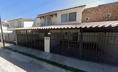 OPORTUNIDAD SE VENDE CASITA EN CONDOMINIO EN PROCESO DE RECUPERACIÓN CON SENTENCIA EN LA CALLE PRIVADA TRES 110 COL. LAS JUNTAS  PTO VALLARTA JALISCO