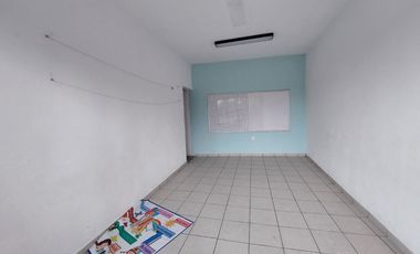 RENTA DE INMUEBLE CON EXCELENTE UBICACION Y AMPLIOS ESPACIOS EN MEXICO NUEVO, ATIZAPAN DE ZARAGOZA