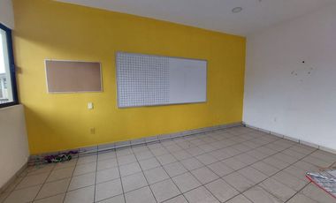 RENTA DE INMUEBLE CON EXCELENTE UBICACION Y AMPLIOS ESPACIOS EN MEXICO NUEVO, ATIZAPAN DE ZARAGOZA