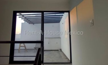 Casa amueblada de 3 recamaras en renta en Zante, Querétaro