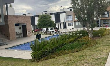 Casa amueblada de 3 recamaras en renta en Zante, Querétaro