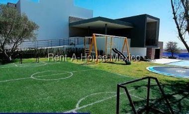 Casa amueblada de 3 recamaras en renta en Zante, Querétaro