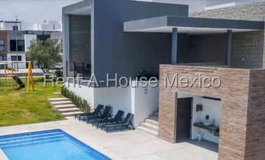 Casa amueblada de 3 recamaras en renta en Zante, Querétaro