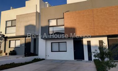 Casa amueblada de 3 recamaras en renta en Zante, Querétaro