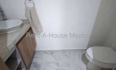 Casa amueblada de 3 recamaras en renta en Zante, Querétaro