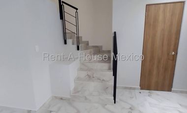 Casa amueblada de 3 recamaras en renta en Zante, Querétaro