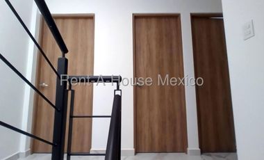 Casa amueblada de 3 recamaras en renta en Zante, Querétaro
