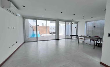 En Alquiler linda casa en Urb Portofino, km 11.5 vía a la Costa