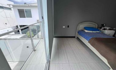 En Alquiler linda casa en Urb Portofino, km 11.5 vía a la Costa