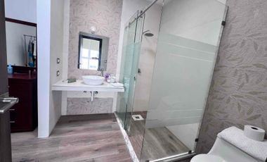 En Alquiler linda casa en Urb Portofino, km 11.5 vía a la Costa