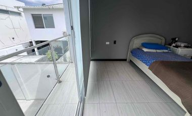 En Alquiler linda casa en Urb Portofino, km 11.5 vía a la Costa