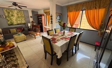 URBANIZACION MATICES ETAPA AZUL TOPACIO ALQUILO PRECIOSA, AMPLIA Y MODERNA VILLA FULL AMOBLADA, DOS PLANTAS, TRES DORMITORIOS