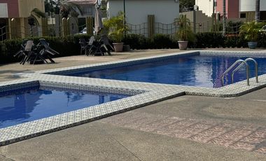 URBANIZACION MATICES ETAPA AZUL TOPACIO ALQUILO PRECIOSA, AMPLIA Y MODERNA VILLA FULL AMOBLADA, DOS PLANTAS, TRES DORMITORIOS