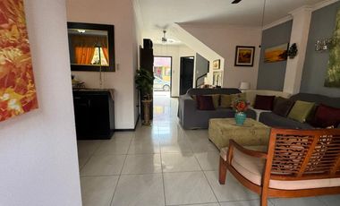 URBANIZACION MATICES ETAPA AZUL TOPACIO ALQUILO PRECIOSA, AMPLIA Y MODERNA VILLA FULL AMOBLADA, DOS PLANTAS, TRES DORMITORIOS