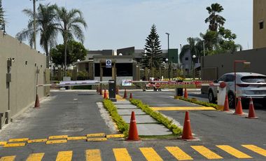 URBANIZACION MATICES ETAPA AZUL TOPACIO ALQUILO PRECIOSA, AMPLIA Y MODERNA VILLA FULL AMOBLADA, DOS PLANTAS, TRES DORMITORIOS