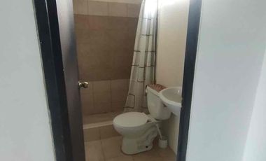 Alquilo casa de dos plantas, 3 habitaciones en villas del Rey, Etapa Arturo