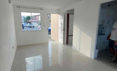 Alquilo casa de dos plantas, 3 habitaciones en villas del Rey, Etapa Arturo