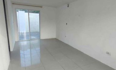 Alquilo casa de dos plantas, 3 habitaciones en villas del Rey, Etapa Arturo