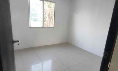 Alquilo casa de dos plantas, 3 habitaciones en villas del Rey, Etapa Arturo