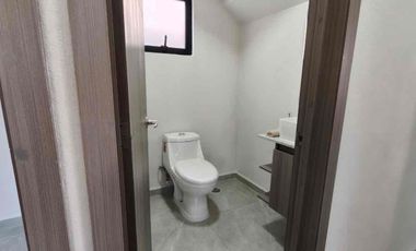 Casa de 4 habitaciones y cisterna en Pachuca