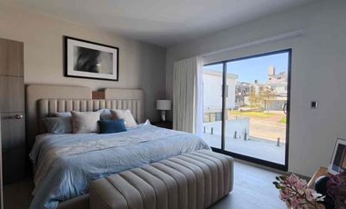 Excelente casa amplia de 4 habitaciones con Rooff Garden