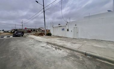 LA MILINA:  VENDO CASA EN CONJUNTO PRIVADO CON PISCINA CERCA DEL MAR