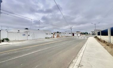 LA MILINA:  VENDO CASA EN CONJUNTO PRIVADO CON PISCINA CERCA DEL MAR