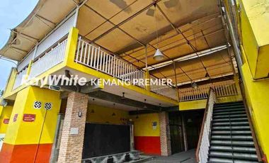 Bangungan Lokasi Strategis di Depok