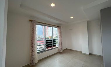 SAN LORENZO: VENDO DEPARTAMENTO 2/2 CON ROOFTOP CON JACUZZI