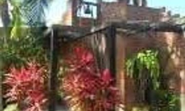 SALINAS:EN 500 M2 VENDO CASA CON JACUZZI ESTILO ESPAÑOL