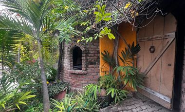 SALINAS:EN 500 M2 VENDO CASA CON JACUZZI ESTILO ESPAÑOL