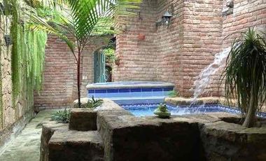SALINAS:EN 500 M2 VENDO CASA CON JACUZZI ESTILO ESPAÑOL