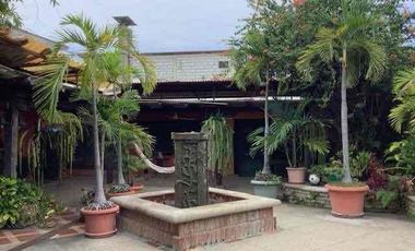 SALINAS:EN 500 M2 VENDO CASA CON JACUZZI ESTILO ESPAÑOL