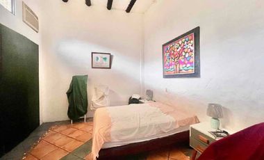 SALINAS:EN 500 M2 VENDO CASA CON JACUZZI ESTILO ESPAÑOL