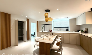 4-Bedroom Condominium Located in Clark Freeport Zone