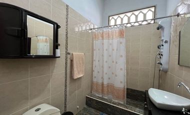 CHIPIPE: ALQUILO CASA CON CASCADA EN LA PISCINA, JACUZZI Y  PATIOS