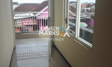 Ruko 2 Lt dekat Alun Alun Super Strategis di Kota Batu