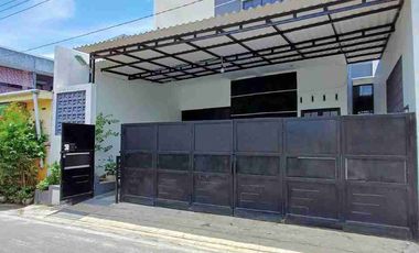 Rumah Mewah Tengah Kota Dekat Solo Square