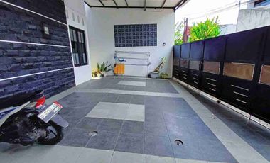 Rumah Mewah Tengah Kota Dekat Solo Square