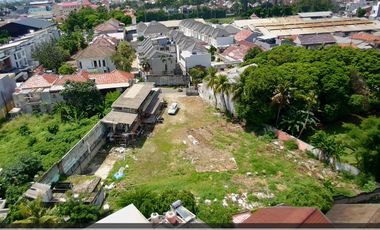 Lucky Land, Ngantong on Tarumanegara Street, East Ciputat