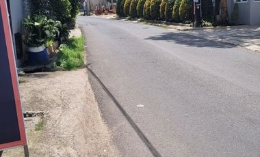 Lucky Land, Ngantong on Tarumanegara Street, East Ciputat