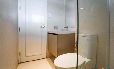 𝐁𝐫𝐚𝐧𝐝 𝐍𝐞𝐰 𝟒-𝐒𝐭𝐨𝐫𝐞𝐲 𝐌𝐨𝐝𝐞𝐫𝐧 𝐇𝐨𝐦𝐞 𝐟𝐨𝐫 𝐒𝐚𝐥𝐞 𝐚𝐭 𝐀𝐲𝐚𝐥𝐚 𝐖𝐞𝐬𝐭𝐠𝐫𝐨𝐯𝐞 𝐇𝐞𝐢𝐠𝐡𝐭𝐬 𝐢𝐧 𝐋𝐚𝐠𝐮𝐧𝐚