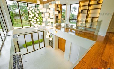 𝐁𝐫𝐚𝐧𝐝 𝐍𝐞𝐰 𝟒-𝐒𝐭𝐨𝐫𝐞𝐲 𝐌𝐨𝐝𝐞𝐫𝐧 𝐇𝐨𝐦𝐞 𝐟𝐨𝐫 𝐒𝐚𝐥𝐞 𝐚𝐭 𝐀𝐲𝐚𝐥𝐚 𝐖𝐞𝐬𝐭𝐠𝐫𝐨𝐯𝐞 𝐇𝐞𝐢𝐠𝐡𝐭𝐬 𝐢𝐧 𝐋𝐚𝐠𝐮𝐧𝐚