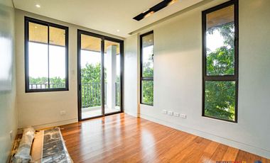 𝐁𝐫𝐚𝐧𝐝 𝐍𝐞𝐰 𝟒-𝐒𝐭𝐨𝐫𝐞𝐲 𝐌𝐨𝐝𝐞𝐫𝐧 𝐇𝐨𝐦𝐞 𝐟𝐨𝐫 𝐒𝐚𝐥𝐞 𝐚𝐭 𝐀𝐲𝐚𝐥𝐚 𝐖𝐞𝐬𝐭𝐠𝐫𝐨𝐯𝐞 𝐇𝐞𝐢𝐠𝐡𝐭𝐬 𝐢𝐧 𝐋𝐚𝐠𝐮𝐧𝐚