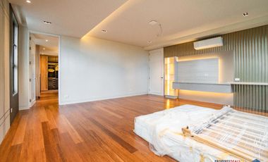 𝐁𝐫𝐚𝐧𝐝 𝐍𝐞𝐰 𝟒-𝐒𝐭𝐨𝐫𝐞𝐲 𝐌𝐨𝐝𝐞𝐫𝐧 𝐇𝐨𝐦𝐞 𝐟𝐨𝐫 𝐒𝐚𝐥𝐞 𝐚𝐭 𝐀𝐲𝐚𝐥𝐚 𝐖𝐞𝐬𝐭𝐠𝐫𝐨𝐯𝐞 𝐇𝐞𝐢𝐠𝐡𝐭𝐬 𝐢𝐧 𝐋𝐚𝐠𝐮𝐧𝐚