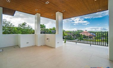 𝐁𝐫𝐚𝐧𝐝 𝐍𝐞𝐰 𝟒-𝐒𝐭𝐨𝐫𝐞𝐲 𝐌𝐨𝐝𝐞𝐫𝐧 𝐇𝐨𝐦𝐞 𝐟𝐨𝐫 𝐒𝐚𝐥𝐞 𝐚𝐭 𝐀𝐲𝐚𝐥𝐚 𝐖𝐞𝐬𝐭𝐠𝐫𝐨𝐯𝐞 𝐇𝐞𝐢𝐠𝐡𝐭𝐬 𝐢𝐧 𝐋𝐚𝐠𝐮𝐧𝐚