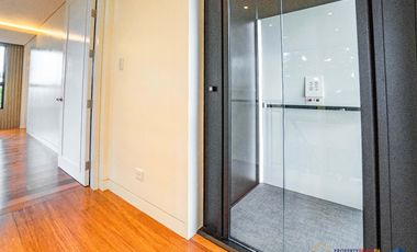 𝐁𝐫𝐚𝐧𝐝 𝐍𝐞𝐰 𝟒-𝐒𝐭𝐨𝐫𝐞𝐲 𝐌𝐨𝐝𝐞𝐫𝐧 𝐇𝐨𝐦𝐞 𝐟𝐨𝐫 𝐒𝐚𝐥𝐞 𝐚𝐭 𝐀𝐲𝐚𝐥𝐚 𝐖𝐞𝐬𝐭𝐠𝐫𝐨𝐯𝐞 𝐇𝐞𝐢𝐠𝐡𝐭𝐬 𝐢𝐧 𝐋𝐚𝐠𝐮𝐧𝐚