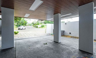 𝐁𝐫𝐚𝐧𝐝 𝐍𝐞𝐰 𝟒-𝐒𝐭𝐨𝐫𝐞𝐲 𝐌𝐨𝐝𝐞𝐫𝐧 𝐇𝐨𝐦𝐞 𝐟𝐨𝐫 𝐒𝐚𝐥𝐞 𝐚𝐭 𝐀𝐲𝐚𝐥𝐚 𝐖𝐞𝐬𝐭𝐠𝐫𝐨𝐯𝐞 𝐇𝐞𝐢𝐠𝐡𝐭𝐬 𝐢𝐧 𝐋𝐚𝐠𝐮𝐧𝐚