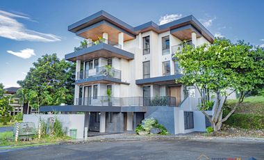 𝐁𝐫𝐚𝐧𝐝 𝐍𝐞𝐰 𝟒-𝐒𝐭𝐨𝐫𝐞𝐲 𝐌𝐨𝐝𝐞𝐫𝐧 𝐇𝐨𝐦𝐞 𝐟𝐨𝐫 𝐒𝐚𝐥𝐞 𝐚𝐭 𝐀𝐲𝐚𝐥𝐚 𝐖𝐞𝐬𝐭𝐠𝐫𝐨𝐯𝐞 𝐇𝐞𝐢𝐠𝐡𝐭𝐬 𝐢𝐧 𝐋𝐚𝐠𝐮𝐧𝐚