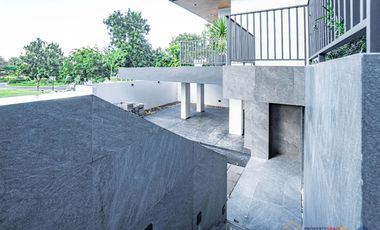 𝐁𝐫𝐚𝐧𝐝 𝐍𝐞𝐰 𝟒-𝐒𝐭𝐨𝐫𝐞𝐲 𝐌𝐨𝐝𝐞𝐫𝐧 𝐇𝐨𝐦𝐞 𝐟𝐨𝐫 𝐒𝐚𝐥𝐞 𝐚𝐭 𝐀𝐲𝐚𝐥𝐚 𝐖𝐞𝐬𝐭𝐠𝐫𝐨𝐯𝐞 𝐇𝐞𝐢𝐠𝐡𝐭𝐬 𝐢𝐧 𝐋𝐚𝐠𝐮𝐧𝐚